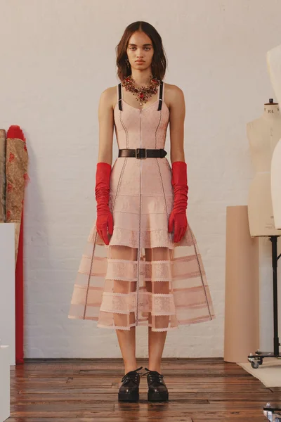 Look 2